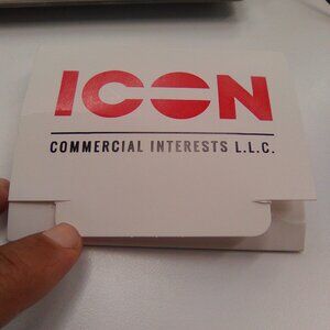 20 white wooden golf tees